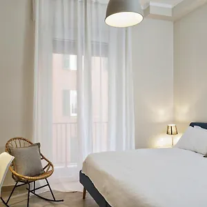 https://carignano-design-apartments-by-wonderful-italy.hotelitalianriviera.com