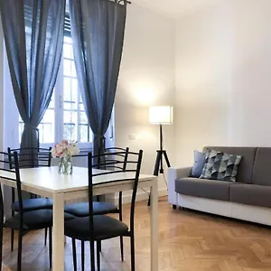 https://first-one-rome-apartments.it-romehotels.com